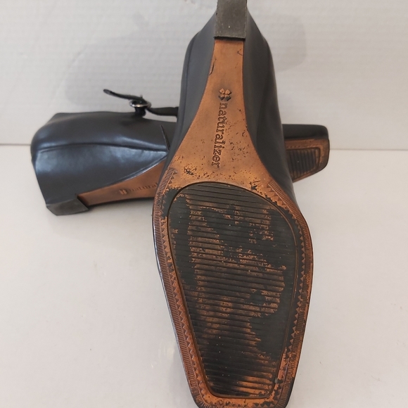 Naturalizer shoes Size 6 - Picture 9 of 9